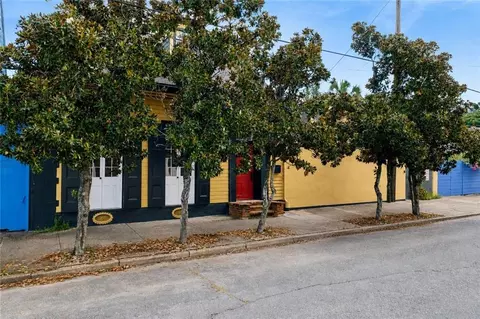 1613 Pauger St, New Orleans, LA 70116