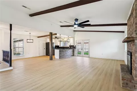 Living - 214 Scott Dr, Slidell, LA 70458 photo 3 of 4