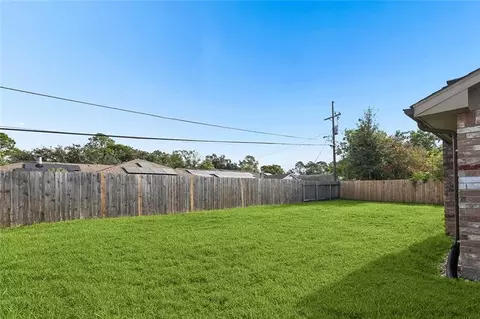 Exterior - 214 Scott Dr, Slidell, LA 70458 photo 2 of 2