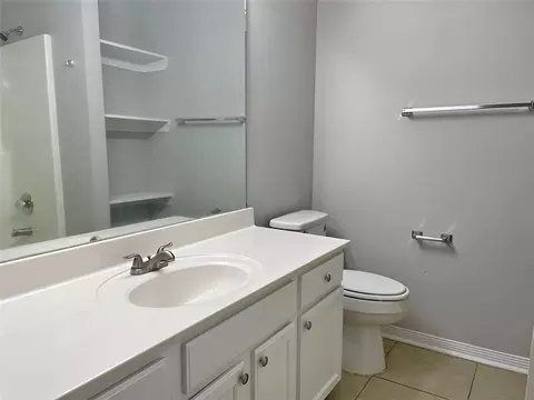 Bath - 4207 Maple Dr, Slidell, LA 70461 photo 1 of 2