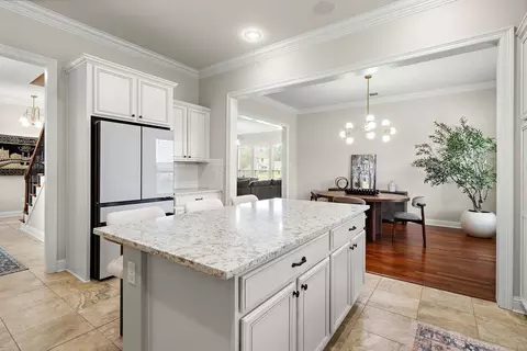 Kitchen - 298 Saw Grass Loop, Covington, LA 70435 photo 3 of 4