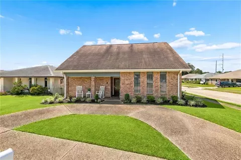 3952 Augusta St, Metairie, LA 70001