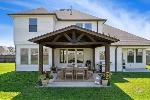 Exterior - 5737 Laurel Tree Way, Slidell, LA 70461 photo 10 of 13