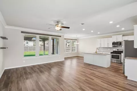 Living - 5737 Laurel Tree Way, Slidell, LA 70461 photo 5 of 6