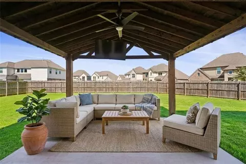 Exterior - 5737 Laurel Tree Way, Slidell, LA 70461 photo 9 of 13