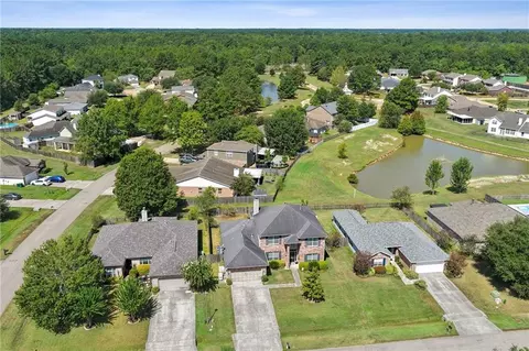 View/Area - 305 Stallion Ct, Covington, LA 70435 photo 2 of 3