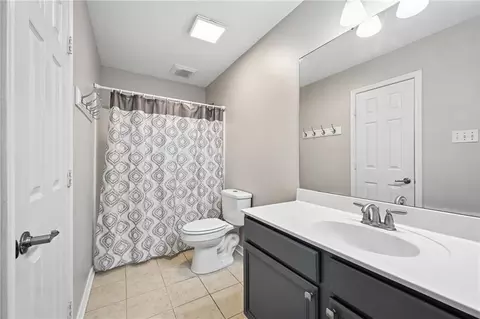Bath - 305 Stallion Ct, Covington, LA 70435 photo 4 of 4