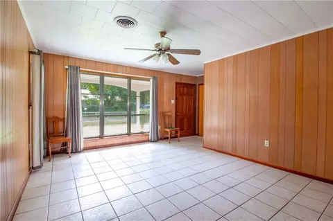 Living - 275 E 12th St, Reserve, LA 70084 photo 2 of 3