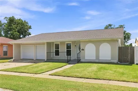 810 Sheree Lyn Ct, Terrytown, LA 70056