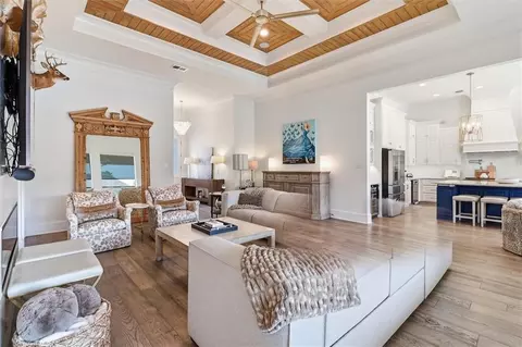 Living - 128 Juniper Ct, Mandeville, LA 70471 photo 4 of 6