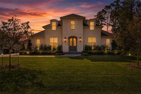 Exterior - 128 Juniper Ct, Mandeville, LA 70471 photo 3 of 10