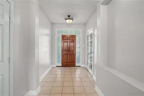 Entry Way - 1002 Deborah Dr, Slidell, LA 70461 photo 1 of 1