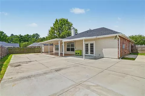 Exterior - 1002 Deborah Dr, Slidell, LA 70461 photo 6 of 6