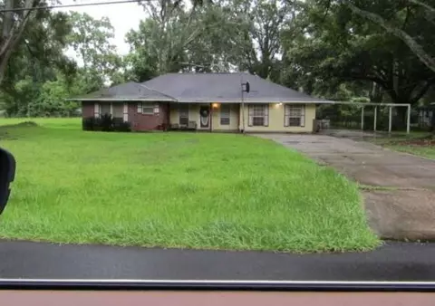 542 Ray Weiland Dr, Baker, LA 70714