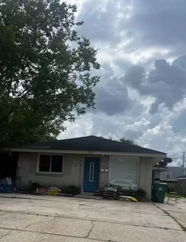 1326-1328 Dupas St, Gretna, LA 70053