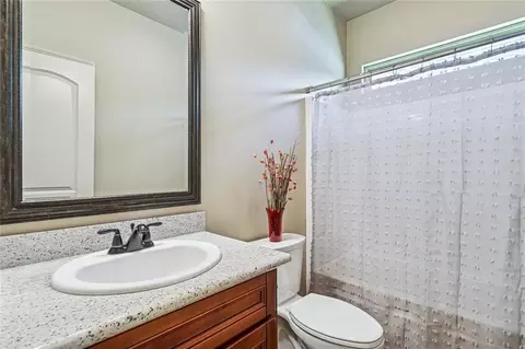 Bath - 628 Bateleur Way, Covington, LA 70435 photo 3 of 3