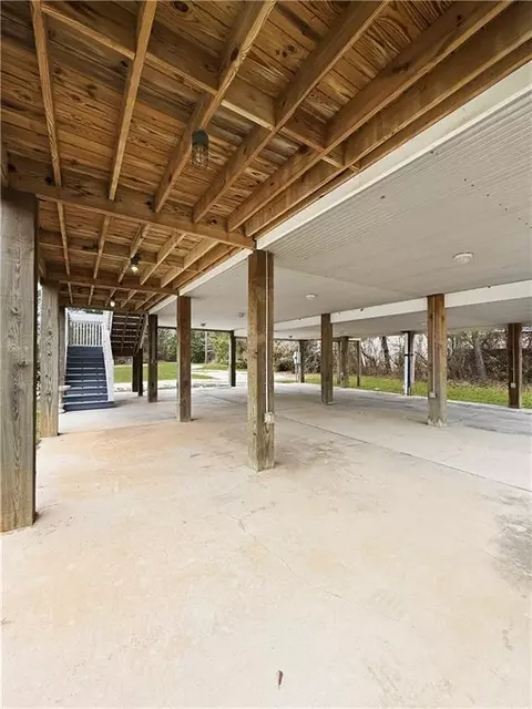 Exterior - 10501 Pin Oak Dr, Biloxi, MS 39532 photo 8 of 9
