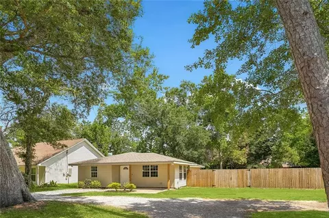 Exterior - 2204 Robin St, Slidell, LA 70460 photo 2 of 5