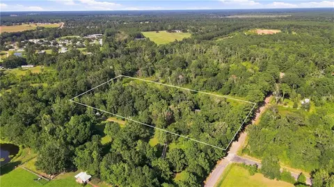 Chateau Farm Road, Loranger, LA 70446