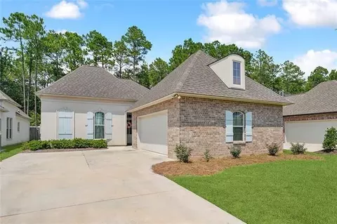 3057 Lost Lake Ln, Madisonville, LA 70447