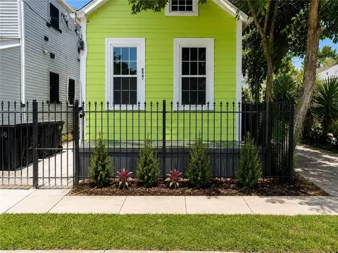 827 Delachaise St, New Orleans, LA 70115