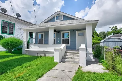 9126 Dixon St, New Orleans, LA 70118