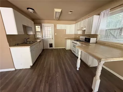 Kitchen - 3206 Effie St, Slidell, LA 70458 photo 1 of 1