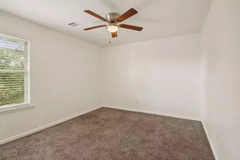Bedroom - 75553 Joyce Dr, Covington, LA 70435 photo 1 of 3