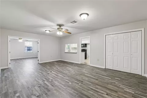 Living - 402 Barton Ave, Luling, LA 70070 photo 3 of 4