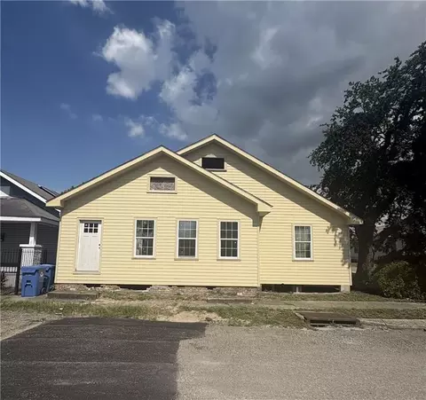 2003 Spain St, New Orleans, LA 70117