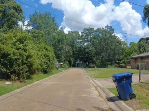 342 E 3rd St, Deridder, LA 70634 photo 3