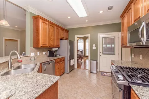 Kitchen - 52149 Ditta Dr, Loranger, LA 70446 photo 3 of 3
