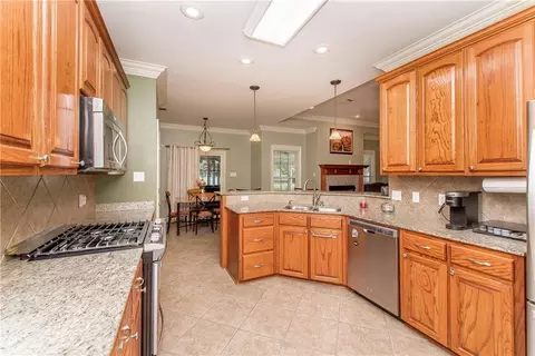 Kitchen - 52149 Ditta Dr, Loranger, LA 70446 photo 2 of 3