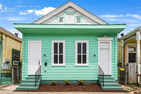 1337 Touro St, New Orleans, LA 70116