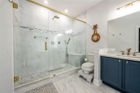Bath - 3155 Grove Ct, Mandeville, LA 70448 photo 3 of 8