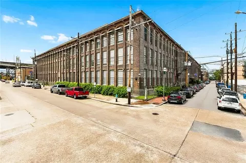 920 Poeyfarre St #203, New Orleans, LA 70130