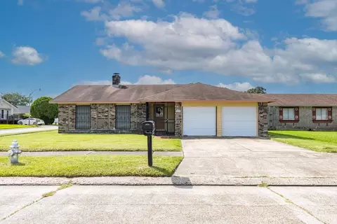 4001 N Dells St, Harvey, LA 70058