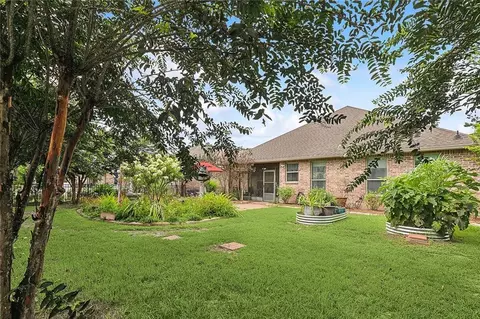 Exterior - 209 Beebalm Cir, Covington, LA 70435 photo 9 of 12