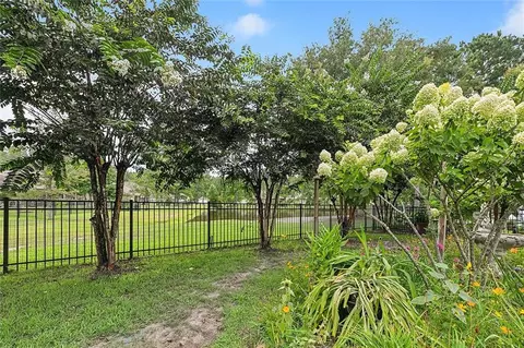 Exterior - 209 Beebalm Cir, Covington, LA 70435 photo 10 of 12