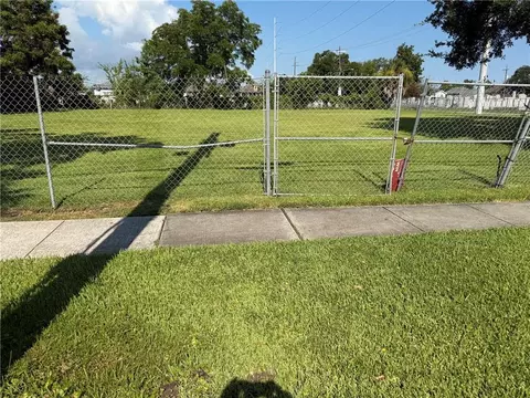 4336 Elysian Fields Ave, New Orleans, LA 70122 photo 4