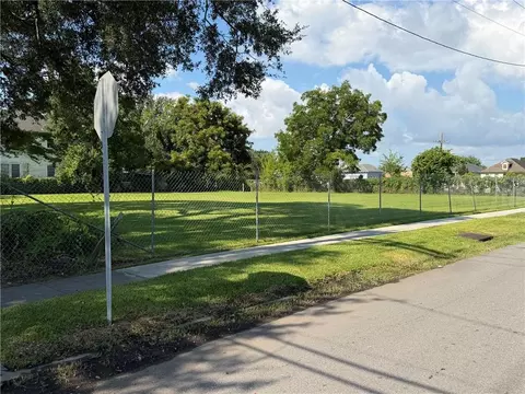4336 Elysian Fields Ave, New Orleans, LA 70122 photo 9