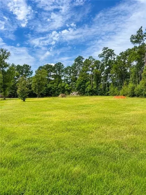 42421 Oaklawn Dr, Hammond, LA 70403