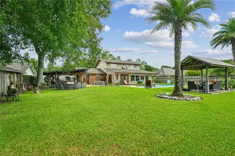 Exterior - 469 Hickory Dr, Slidell, LA 70458 photo 5 of 8