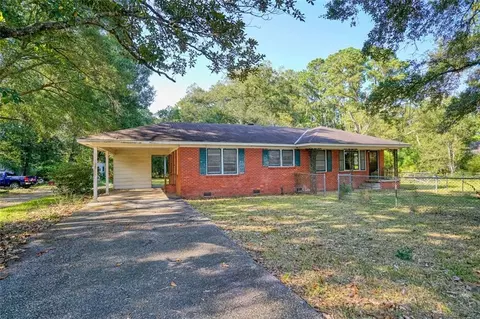 39025 Oak St, Pearl River, LA 70452