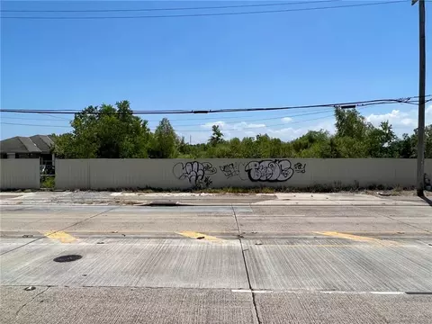 13200 Lincoln Beach Blvd, New Orleans, LA 70128
