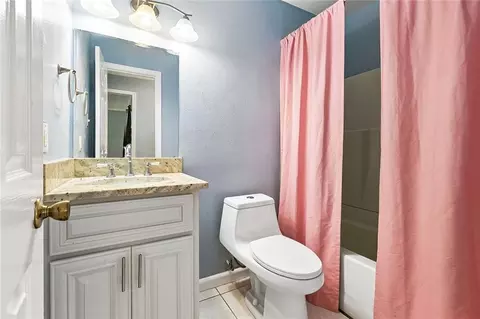 Bath - 3660 Tulane Dr, Kenner, LA 70065 photo 2 of 2