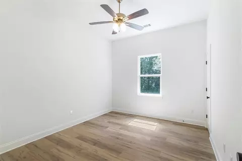 Bedroom - 301 W 27th Ave, Covington, LA 70433 photo 1 of 3