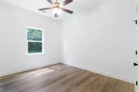 Bedroom - 301 W 27th Ave, Covington, LA 70433 photo 3 of 4