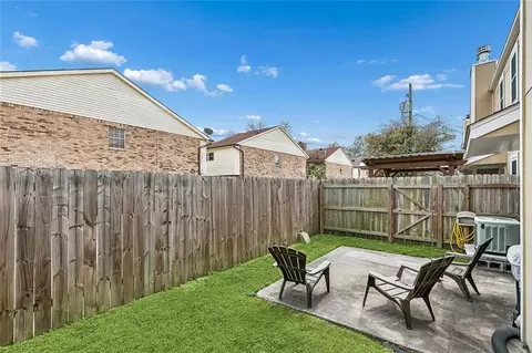 Exterior - 4222 Paradis Ln, Kenner, LA 70065 photo 3 of 4
