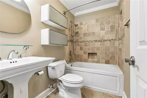 Bath - 4222 Paradis Ln, Kenner, LA 70065 photo 1 of 1